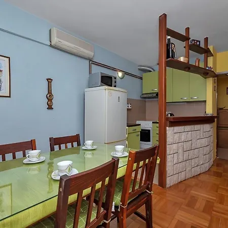 Makar,heated Pool,gym,grill,seaview וילה מאקרסקה