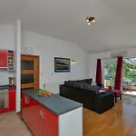 Vila Makar,heated Pool,gym,grill,seaview *