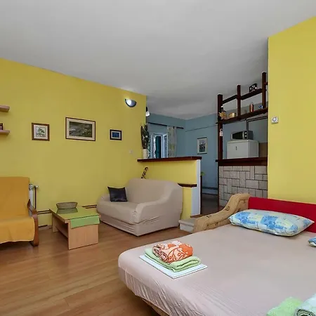 Makar,heated Pool,gym,grill,seaview Makarska