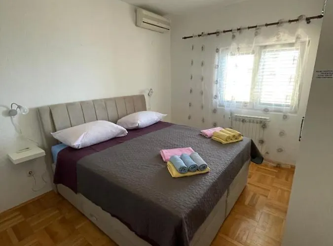 Villa Makar,heated Pool,gym,grill,seaview Makarska